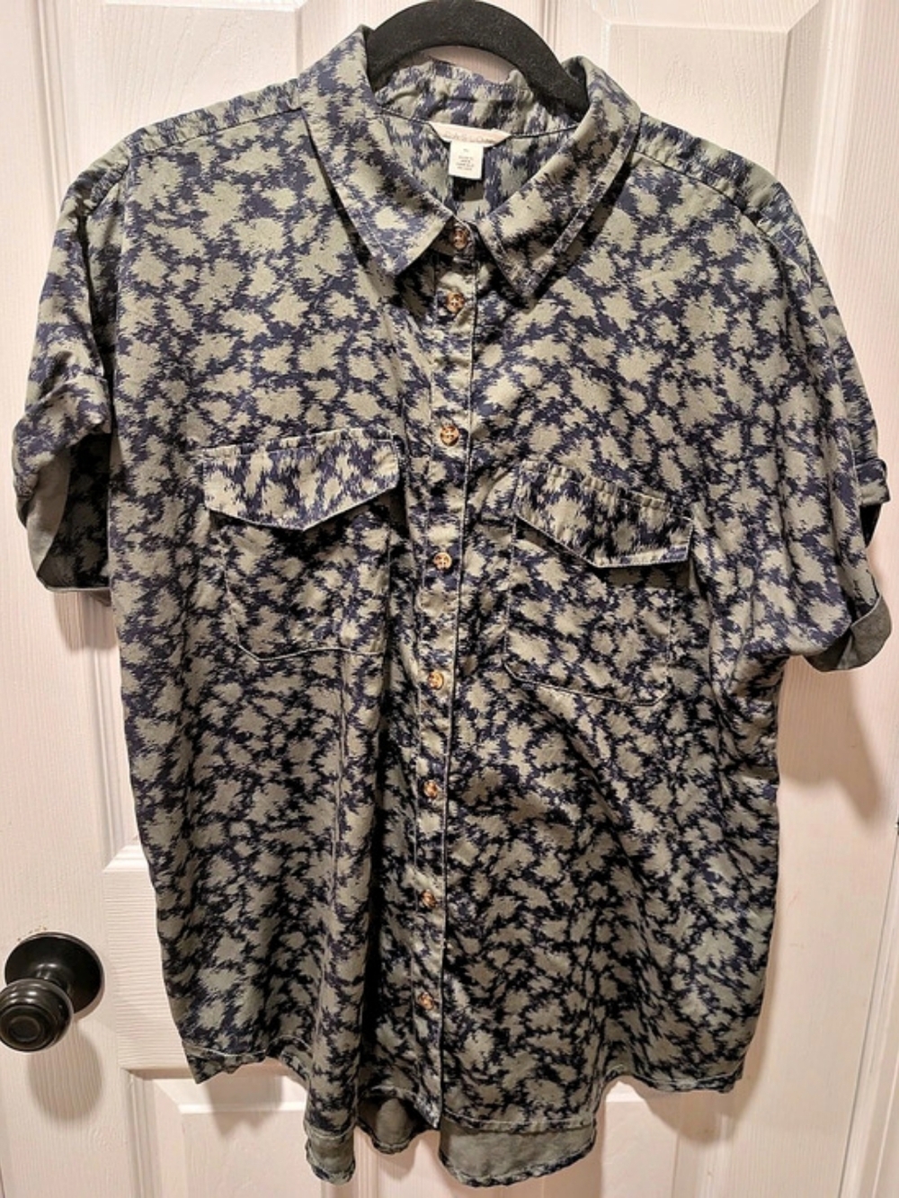 CASLON Abstract Button Down Shirt in Green/Navy Blue XL